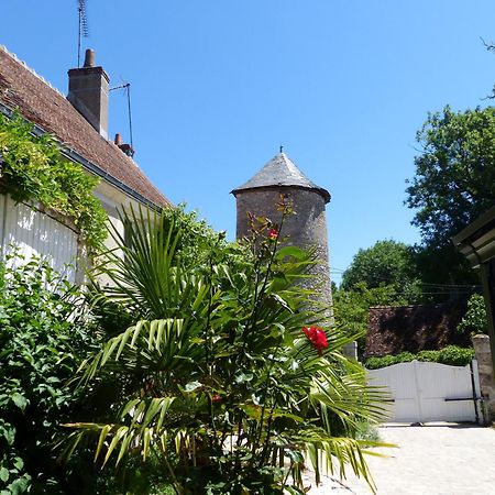 Gite De La Tour De Loire - 65 M2 Au Pied D'Une Tour De Gue Du 17Eme Siecle Mer Buitenkant foto