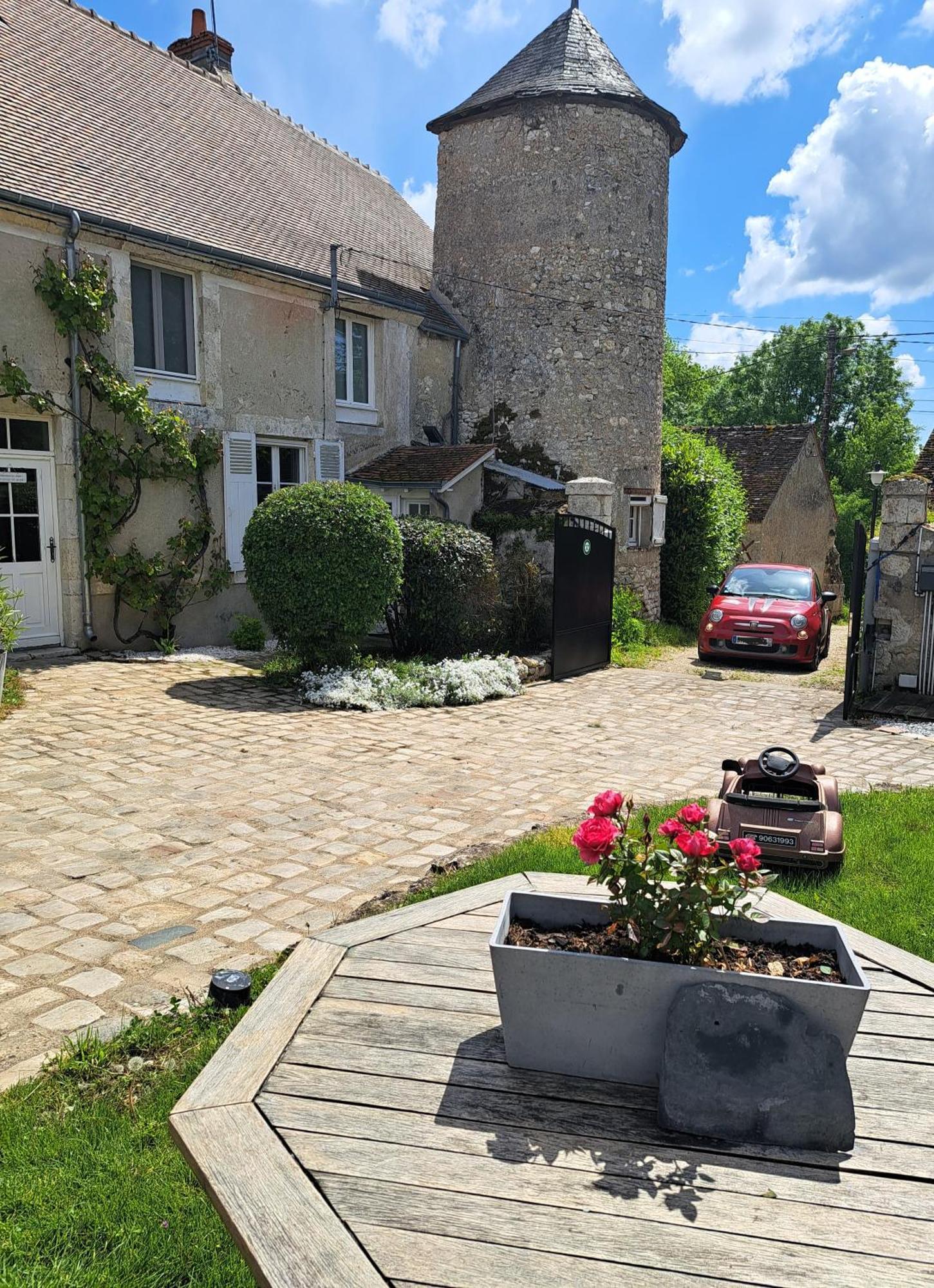 Gite De La Tour De Loire - 65 M2 Au Pied D'Une Tour De Gue Du 17Eme Siecle Mer Buitenkant foto